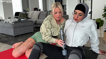 Aaliyah Belajar Cara Rileks Setelah Gym Bersama Emily Yang Berhijab