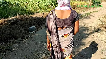 Wanita Yang Berjalan Ke Ladang Langsung Ditembak