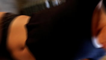 Gadis Gym Seksi Minta Cowok Hot