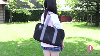 148cm Eカップのほんわか美人、ここにいます!