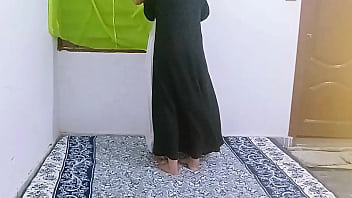 Gadis Muda India Desi Istri Selingkuh Ferzana Bhabhi Berhijab Abaya