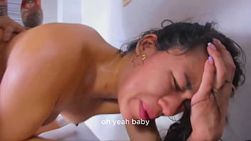 Pengalaman Pertamaku Menembus Anus