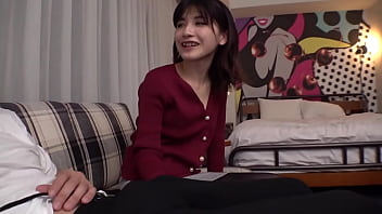 Gotoユーザー限定！福岡から来たスレンダー美ボディの天然小悪魔jdが東京で男を挑発！