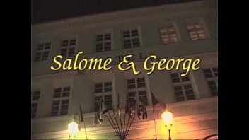 Salome Dan George Beraksi Dengan Memukau