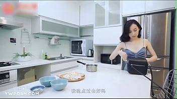 Kisah Hangat Ibu Tiri Menghibur Anak Yang Patah Hati