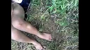 Main Asik Di Kebun