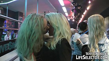 Pesta Swinger Masih Menggila Di Tokyo