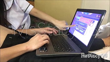 Teman Sekelas Panas Gara-gara Main Game Online Bareng