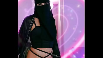Niqab Cantik Gaya Muslimah Arab Yang Trendi