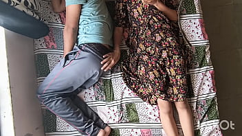 Bhabhi Shivani Godai Devar Tidur Dengan Pose Amazon Yang Panas.