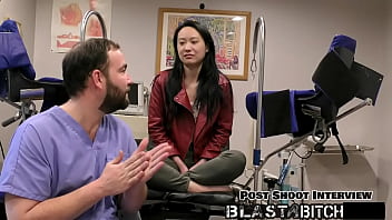 Zoe Lark Dibuat Penuh Sperma Setelah Oral, Sudut Pandang Pertama