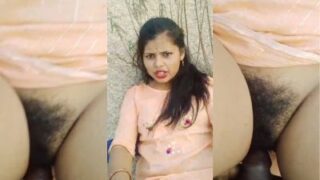 Video Panas Pasangan Mesra Di Alam Terbuka