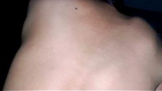 Ibu Teman Saya Meminjamkannya Diam-diam Dari Suaminya
