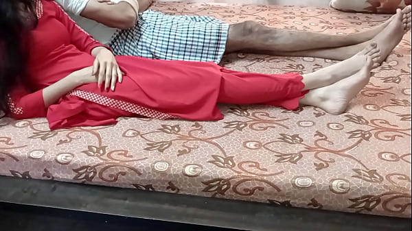 Sali Seksi Digoyang Jiju Dengan Kontol Besar Dalam Permainan Peran Desi