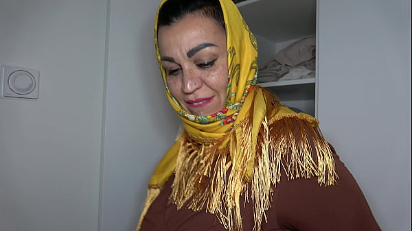 Arab Stepmom In Hijab – Arab Sex