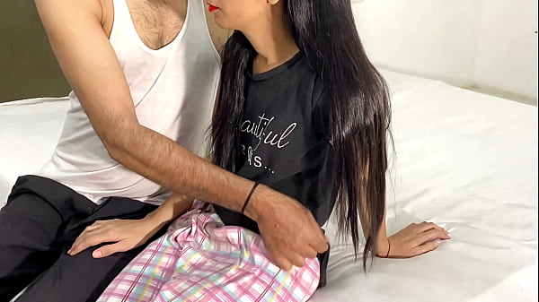 Gadis Desa Seksi Dengan Memek Ketat Dan Om Berdada Besar Video Panas
