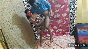 Ngentotin Kakak Tiri India Desi, Sange Berat Sampe Crot Di Dalem.