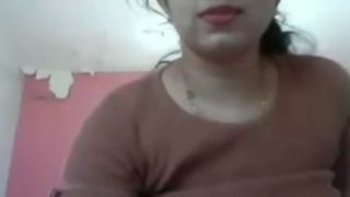 Gadis Desi Mumbai Yang Bosen Pamerin Semua Tanpa Baju.