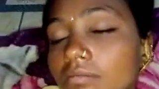 Mabok, Paha Mengangkang, Memek Desa Keliatan