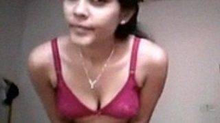 Video Telanjang Bulat Dehati Kaamuu Sendirian, Bikin Makin Pengen.