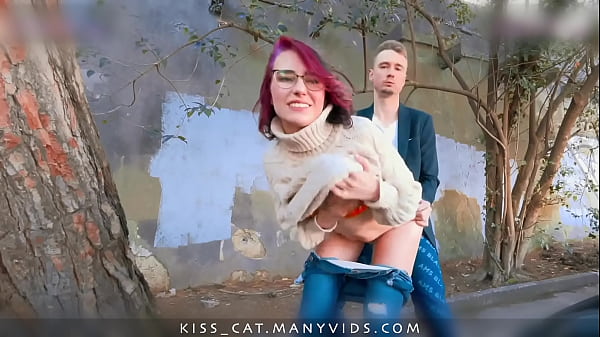 Kisscat Sarapan Cinta Dengan Sosis – Agen Nakal Jemput Cewek Rusia Buat Ngentot Di Luar