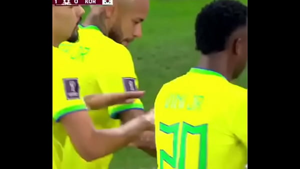 Brasil Ngentot Pantai Korea Langsung!!! Neymar Dan Gengnya Pacarkan Mulut