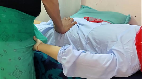 Malkin Ngatur Biar Pelayannya Ngentot Pake Suara Sex Hindi.