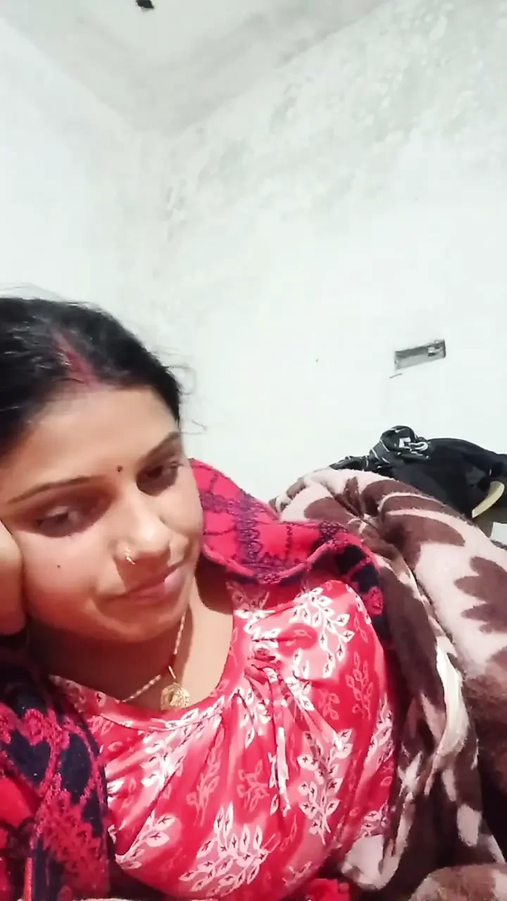Fuck My Step Sister First Time . Her Pussy Is Very Tight And Nice . I’m Very Happy To Fuck Her