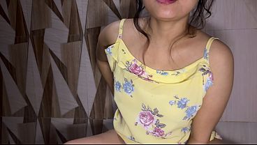 Tebal Pantat Cewek India Setiap Hari Bersihin Memek Dan Pipis. (a.i)