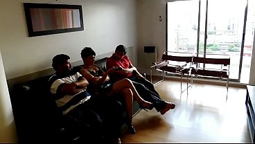 Ga Ada Acara Di Tv, Jadi Gw Ngewe Sama Tukang Ledeng Dan Temen Suami Gw, Mantap Nih Crotnya Kita Bertiga.